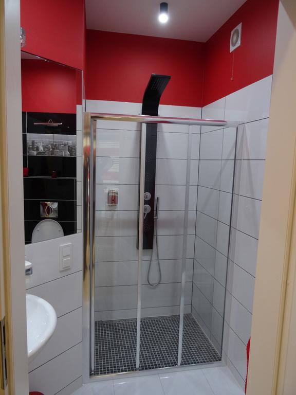 Apartamenty Metro Mlociny Warsaw Bilik gambar