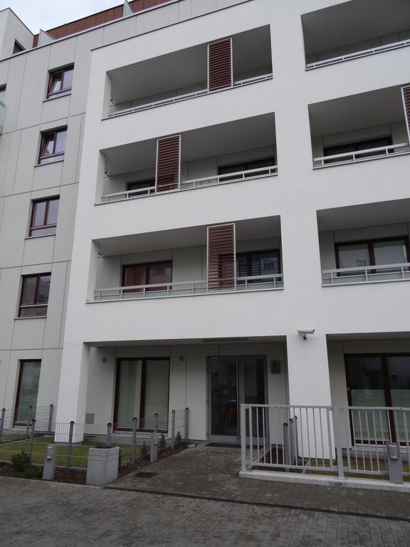 Apartamenty Metro Mlociny Warsaw Bilik gambar