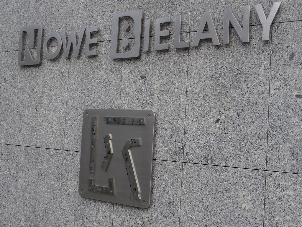 Apartamenty Metro Mlociny Warsaw Bilik gambar