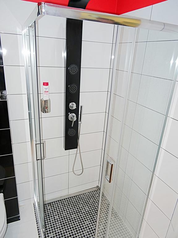 Apartamenty Metro Mlociny Warsaw Bilik gambar