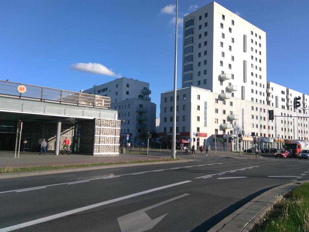 Apartamenty Metro Mlociny Warsaw Luaran gambar